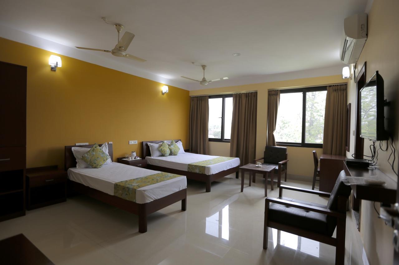 Yaksha Holiday Home Siliguri Exterior foto