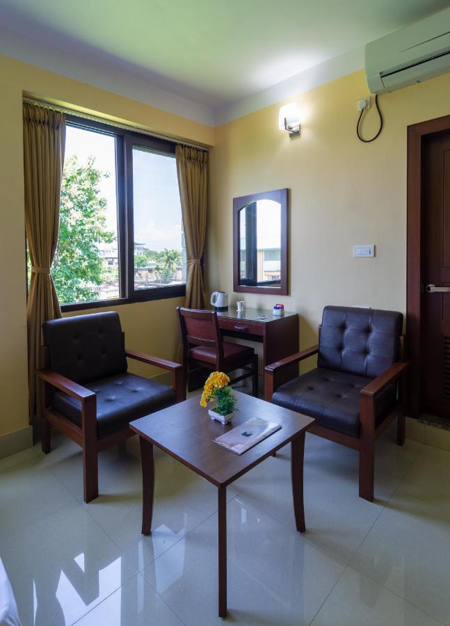 Yaksha Holiday Home Siliguri Exterior foto